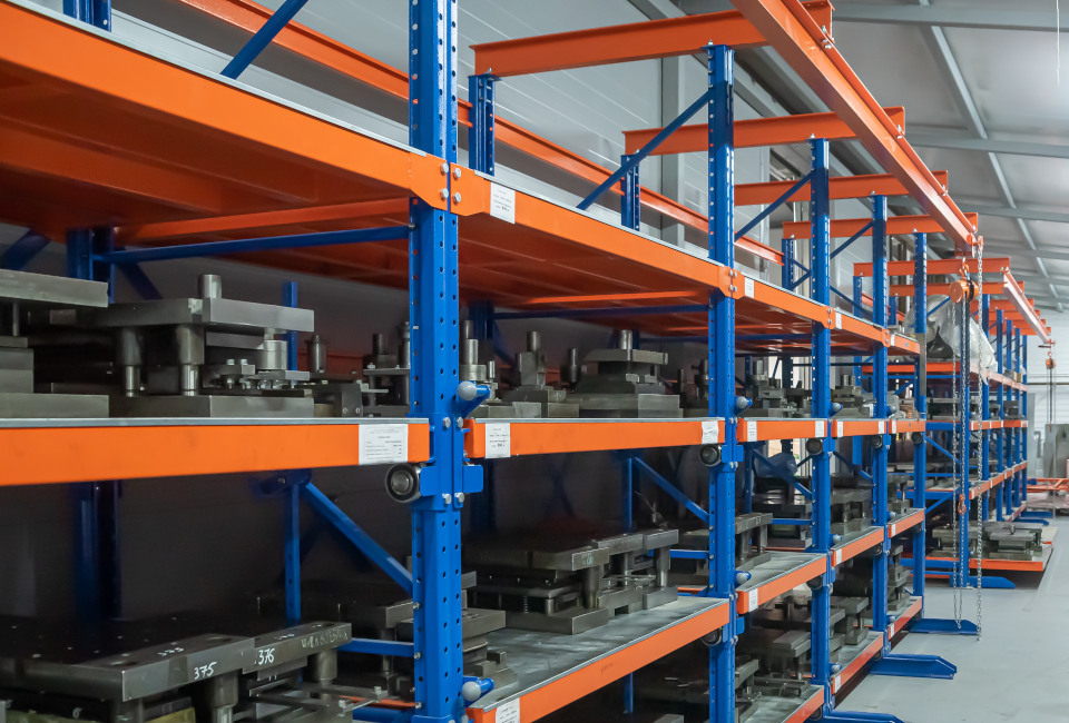 стеллажи для цеха