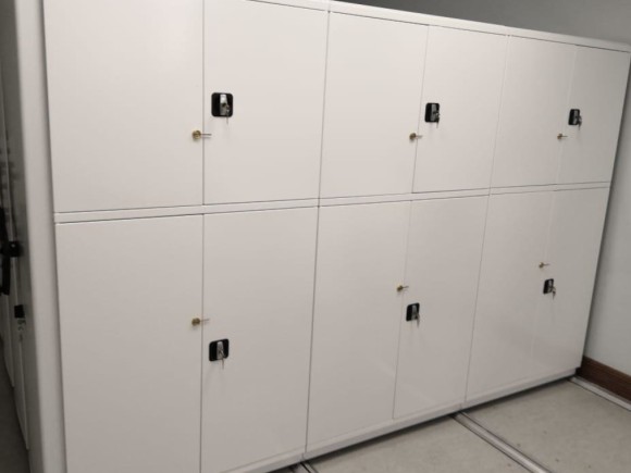 Опечатывающие  устройства на стеллажах